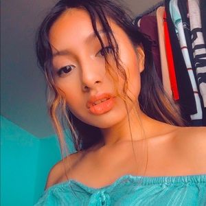 Meet your Posher, Dulce maria